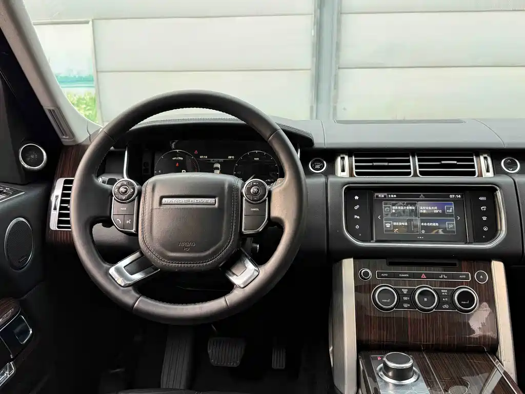 Land Rover Range Rover 2016 — фото 8