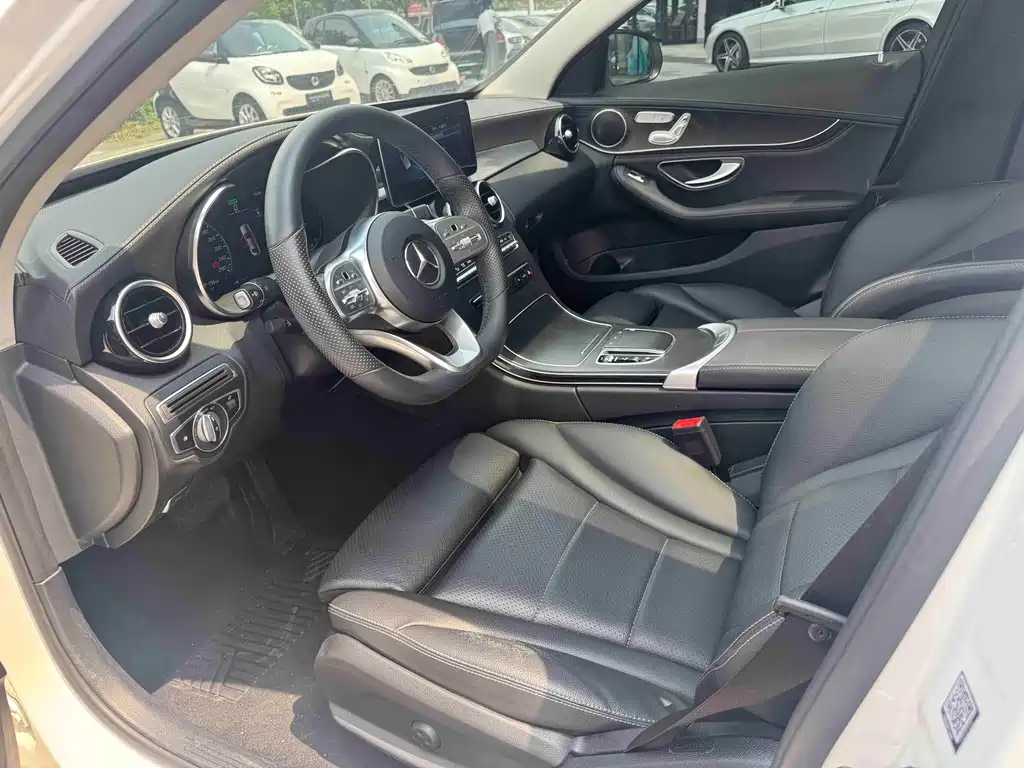 Mercedes-Benz C-Class 2020 — фото 19
