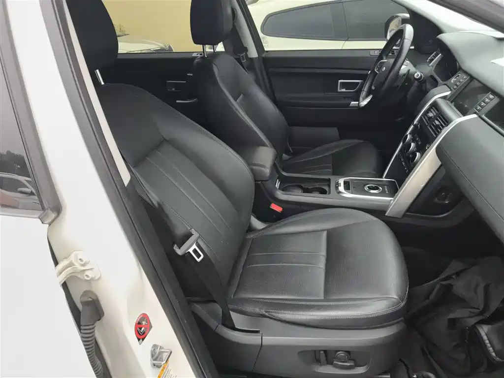 Land Rover Discovery Sport 2019 — фото 20