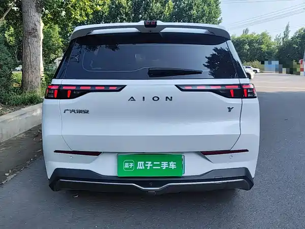 Aion Y 2022