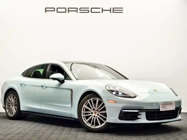 Porsche Panamera 2018