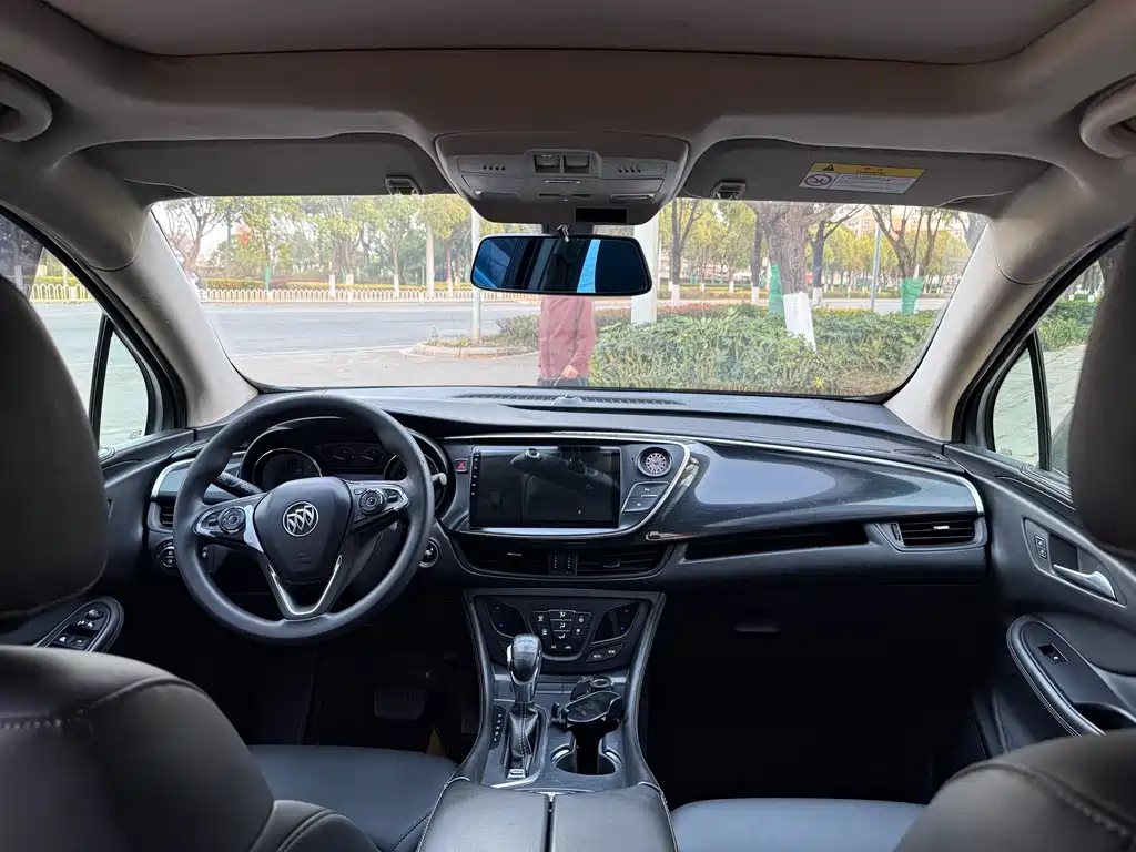 Buick Envision Plus 2017 — фото 10