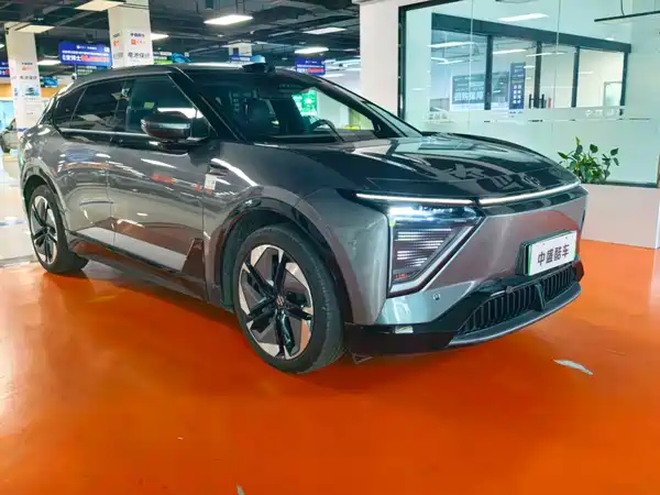 HiPhi Y 2023