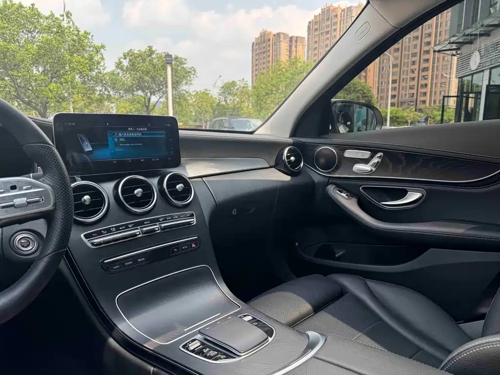 Mercedes-Benz C-Class 2020 — фото 23
