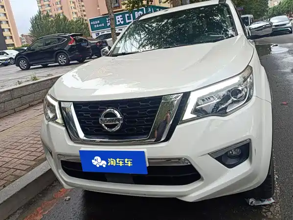 Nissan Terra 2019