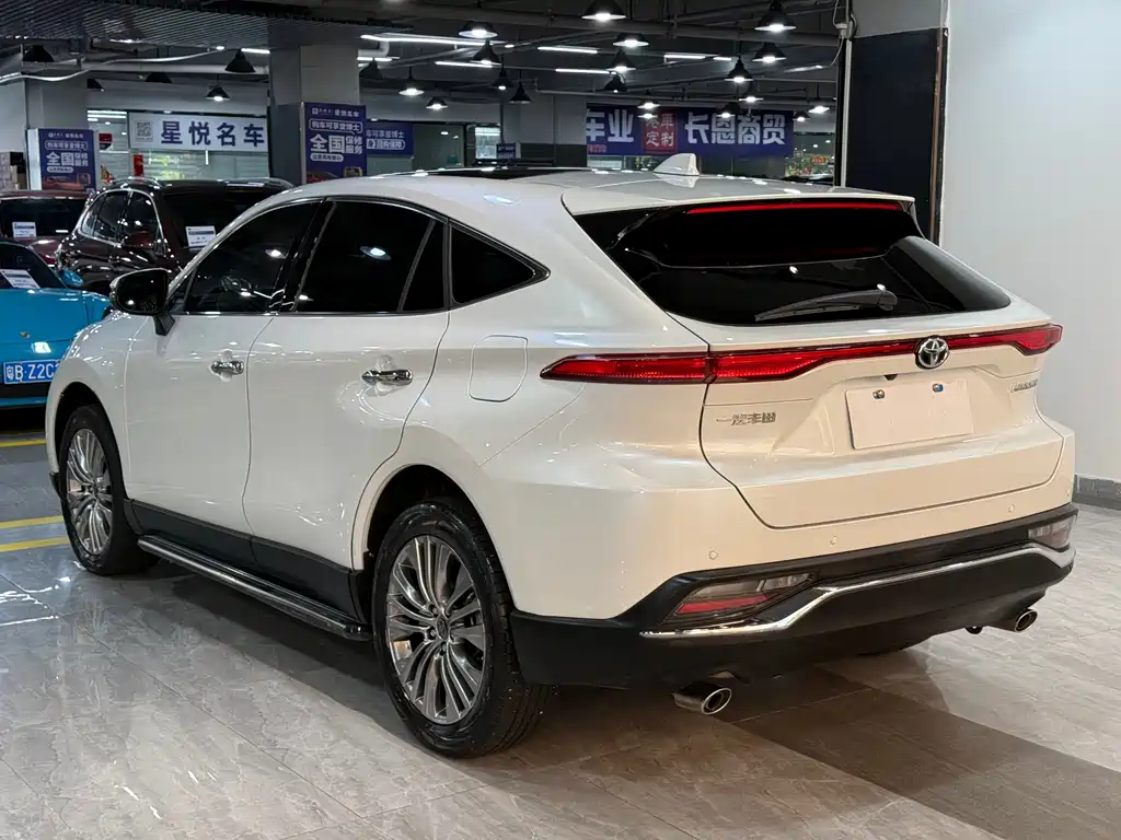 Toyota Harrier 2023