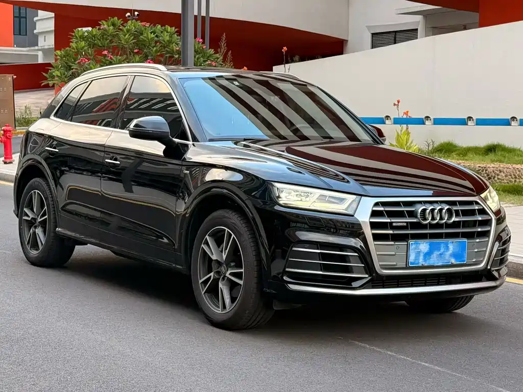 Audi Q5L 2021 — фото 3