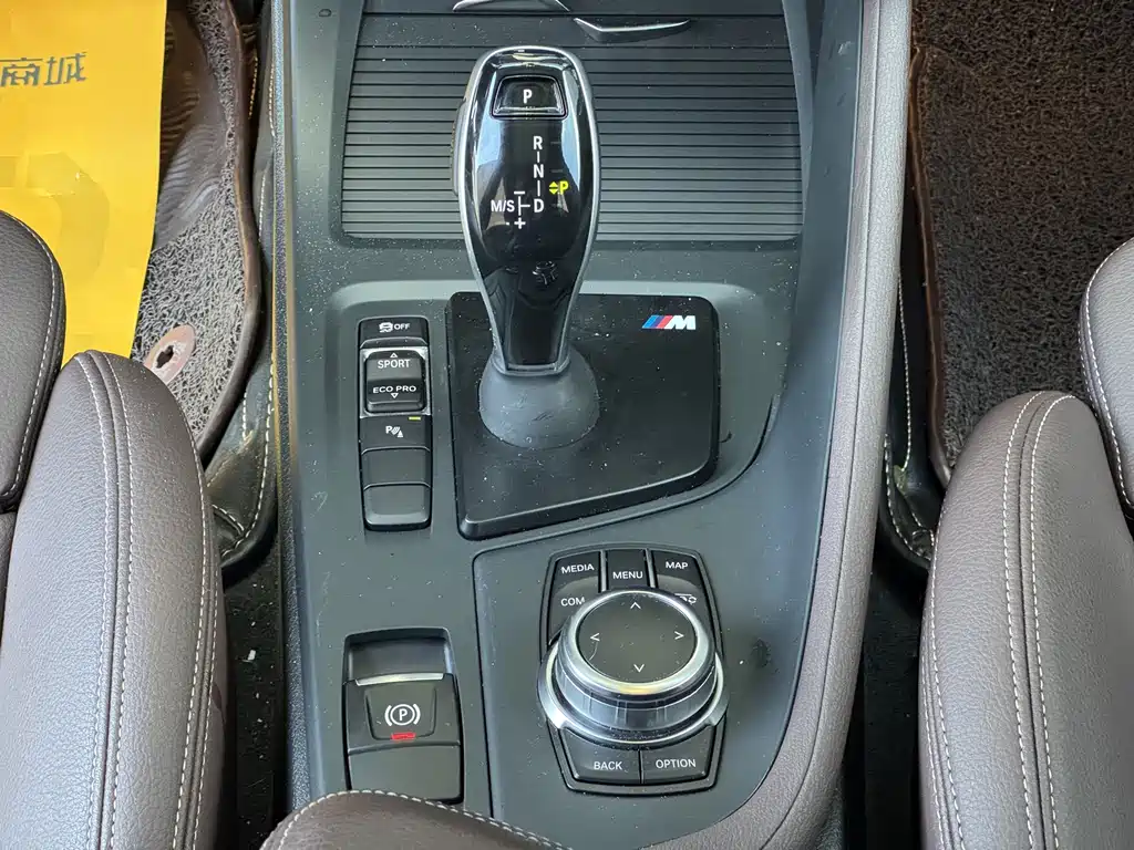 BMW X1 2022 — фото 13