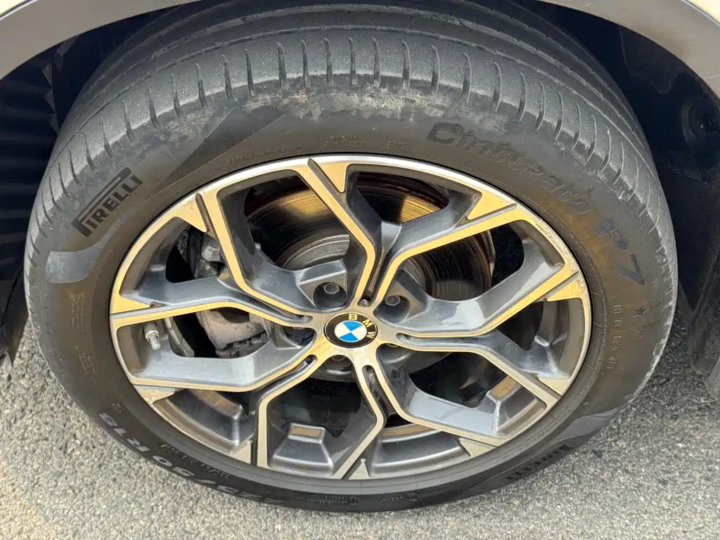 BMW X1 2022 — фото 4