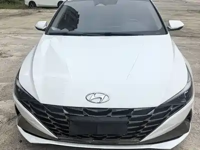 Hyundai Elantra 2023