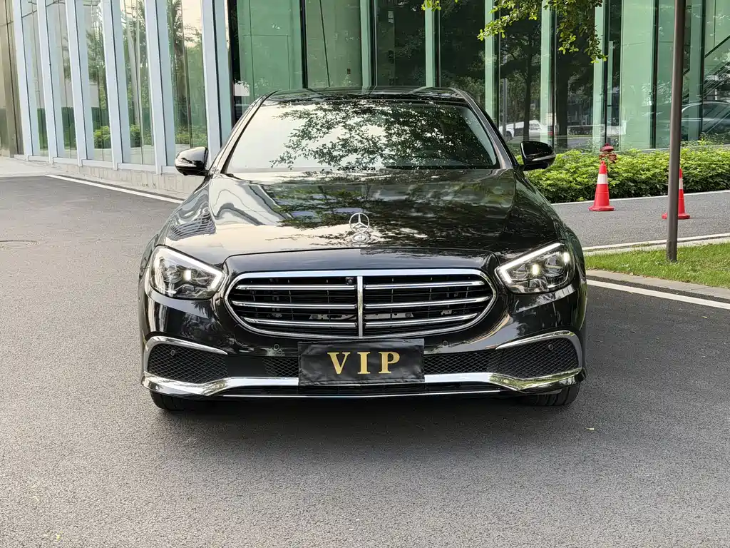 Mercedes-Benz E-Class 2019 — фото 2