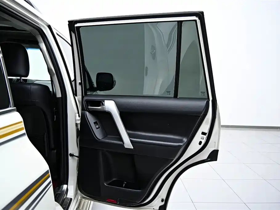 Toyota Prado 2019 — фото 22