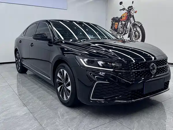 Volkswagen Passat 2023