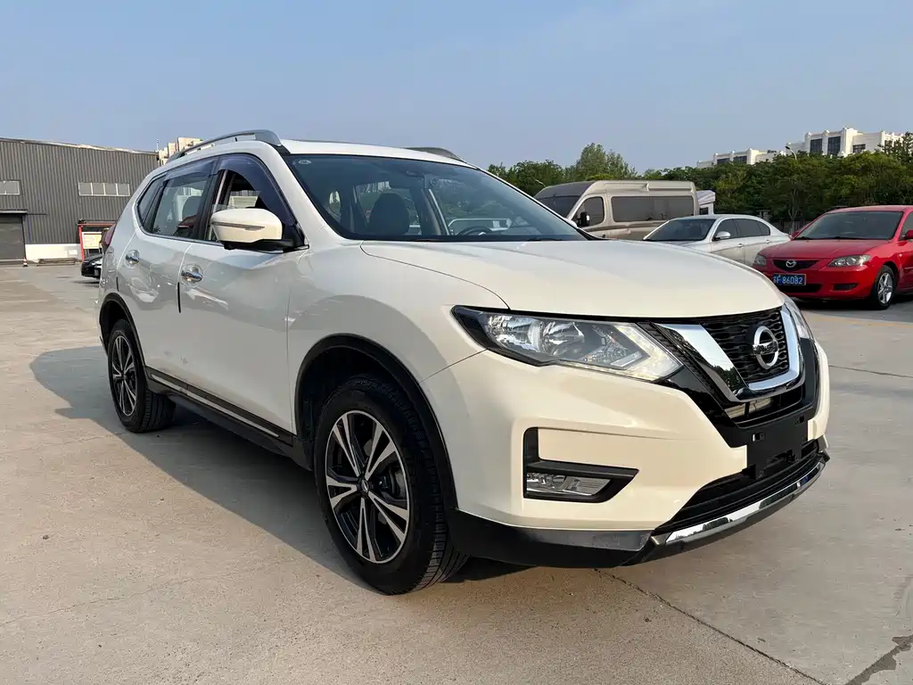 Nissan X-Trail 2017 — фото 3