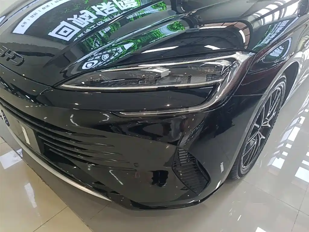 BYD Seal 07 DM-i 2025 — фото 24