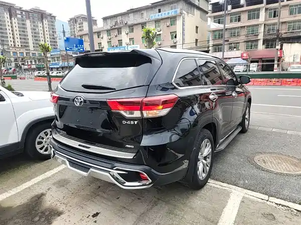Toyota Highlander 2018