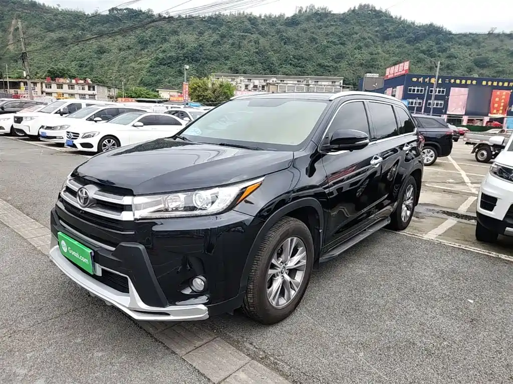 Toyota Highlander 2020 — фото 2