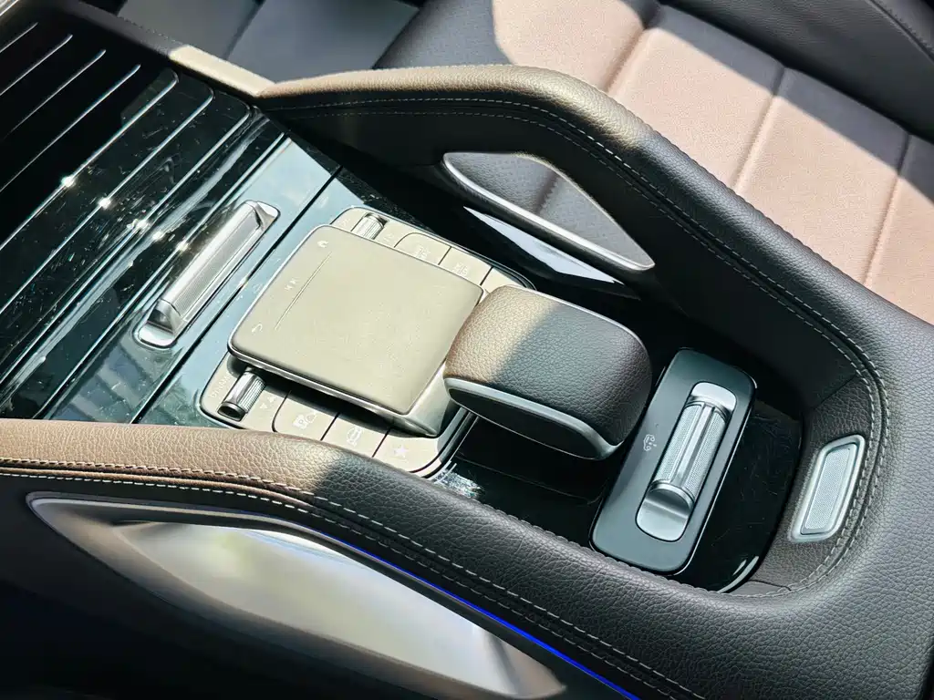 Mercedes-Benz GLS 2023 — фото 13
