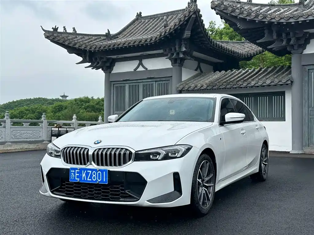 BMW 3 Series 2023