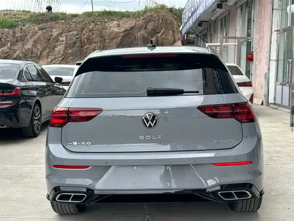 Volkswagen Golf 2022