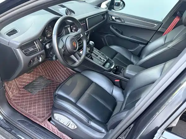 Porsche Macan 2024
