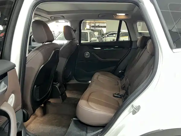 BMW X1 2023