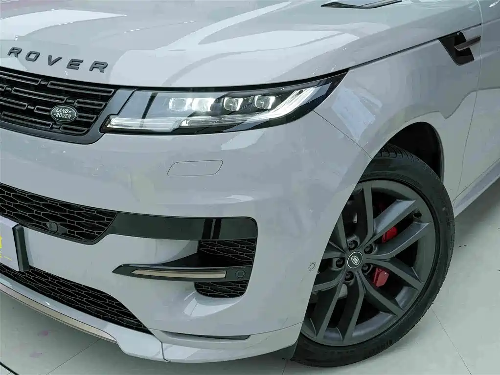 Land Rover Sport 2025 — фото 17