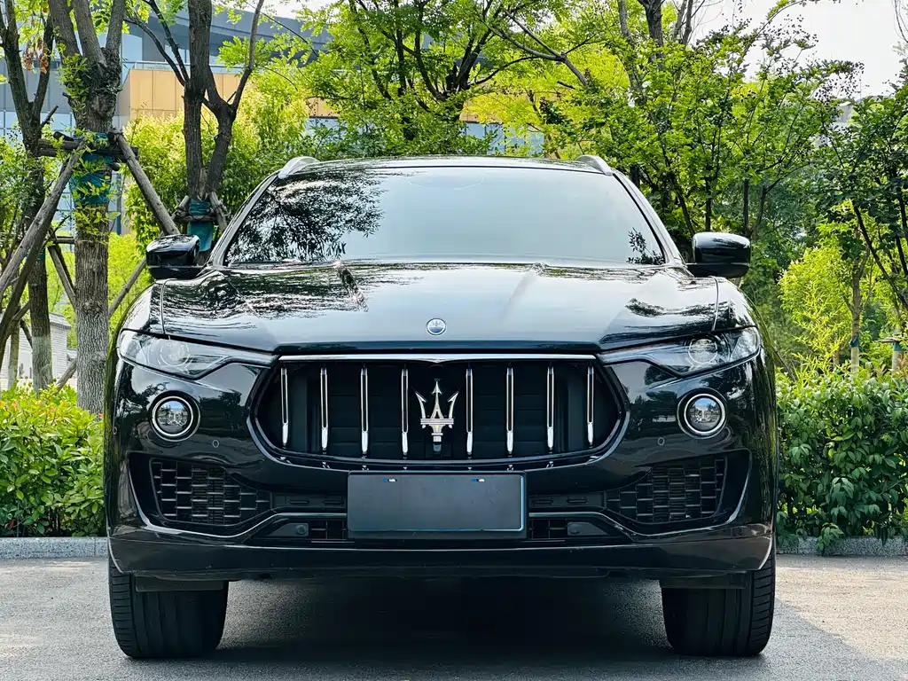 Maserati Levante 2022 — фото 2