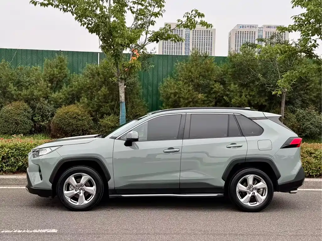 Toyota RAV4 2022