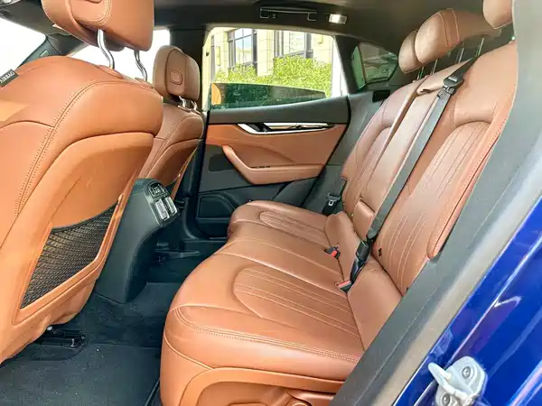 Maserati Levante 2022