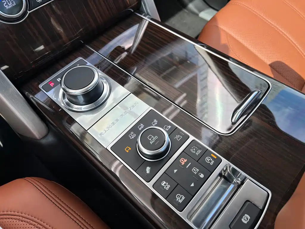 Land Rover Range Rover 2016 — фото 17