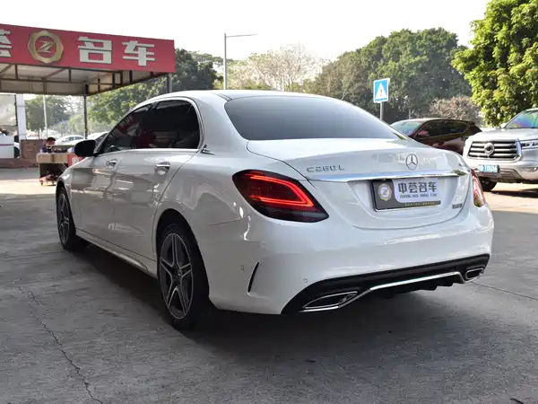 Mercedes-Benz C-Class 2021