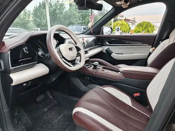 Geely Xingyue L 2022