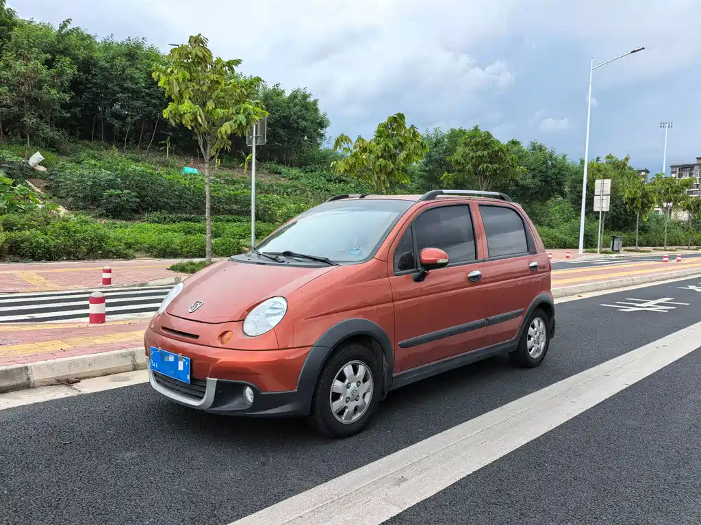Baojun Spark 2014