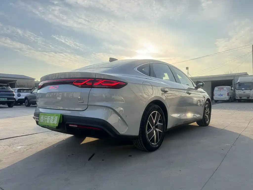 BYD Qin L 2025 — фото 12