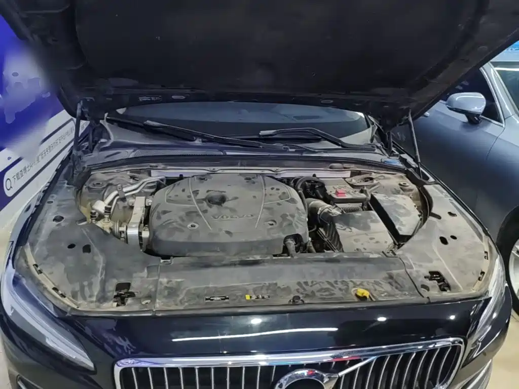 Volvo S90 2018 — фото 20