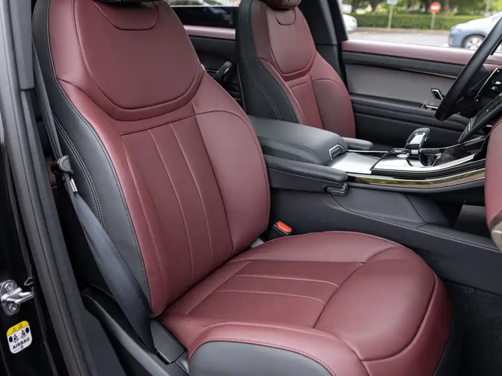 Land Rover Sport 2025 — фото 18