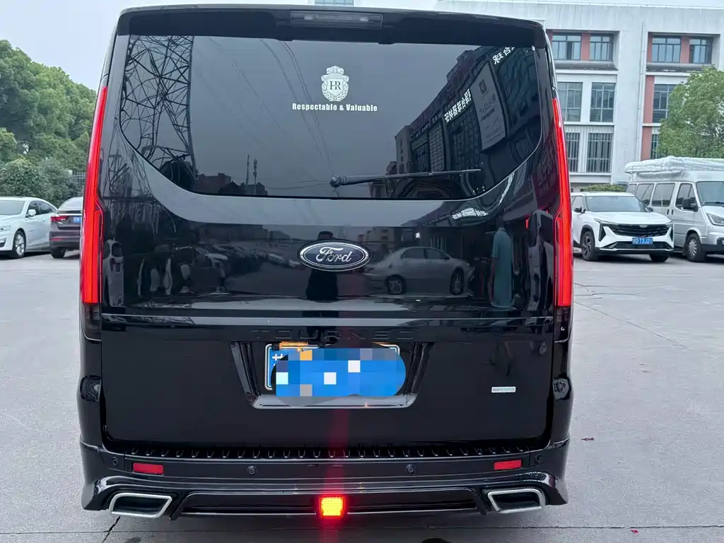 Ford Tourneo 2023 — фото 3