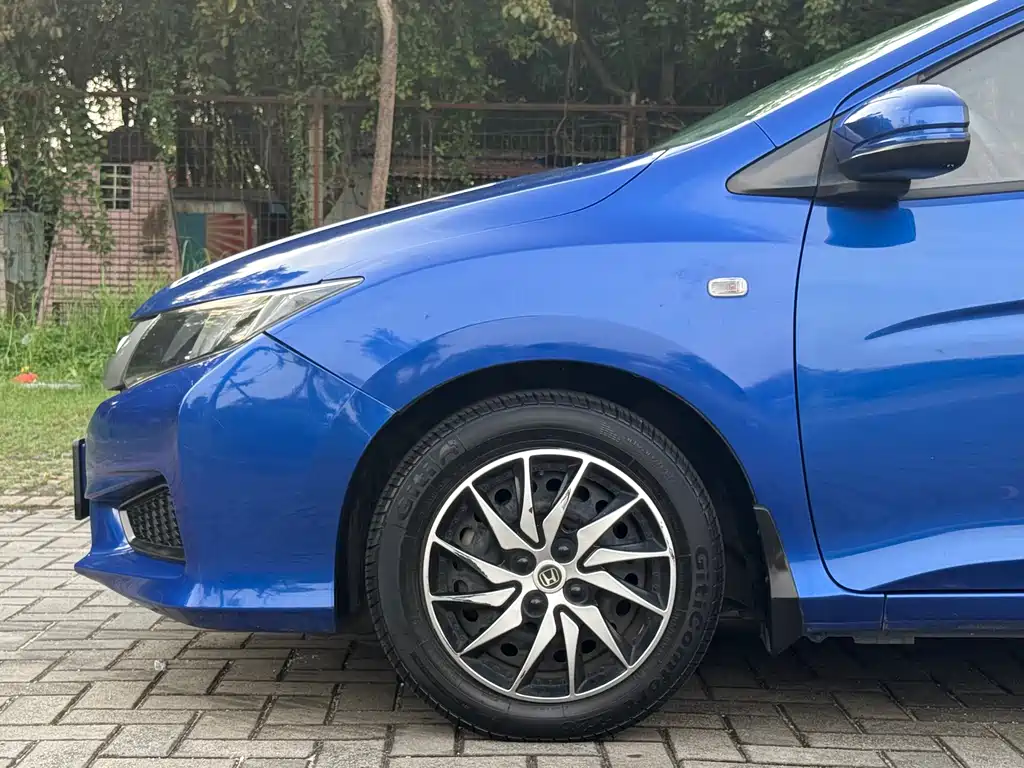 Honda City 2015 — фото 14