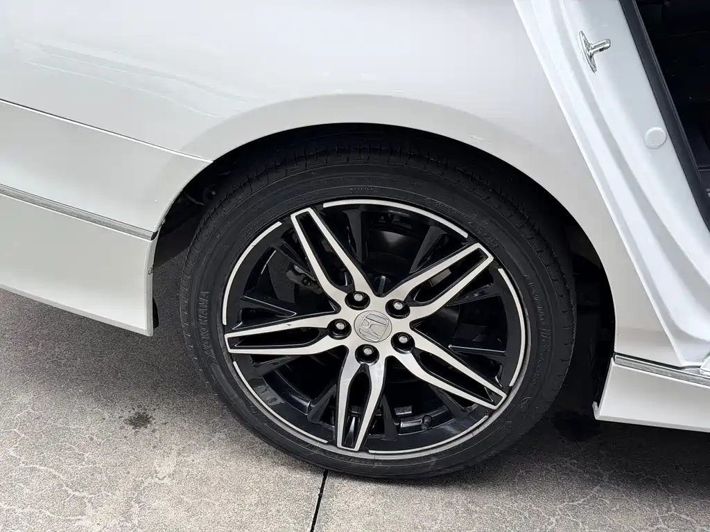 Honda Accord 2023 — фото 14