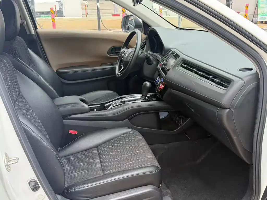 Honda Vezel 2018 — фото 13