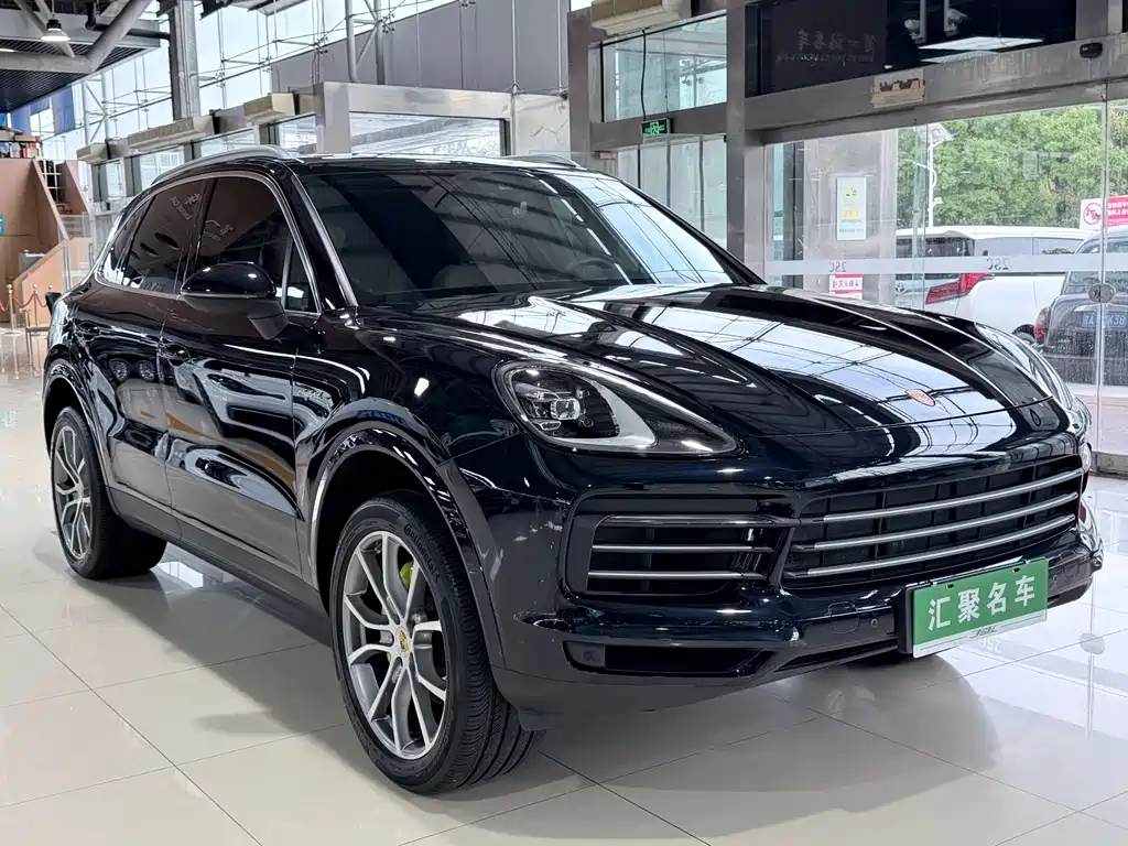 Porsche Cayenne Hybrid 2022 — фото 3