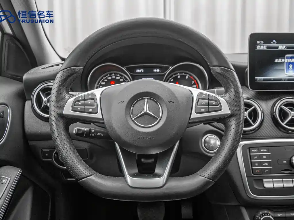 Mercedes-Benz GLA 2019 — фото 17