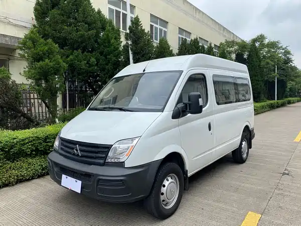 Maxus V80 2011
