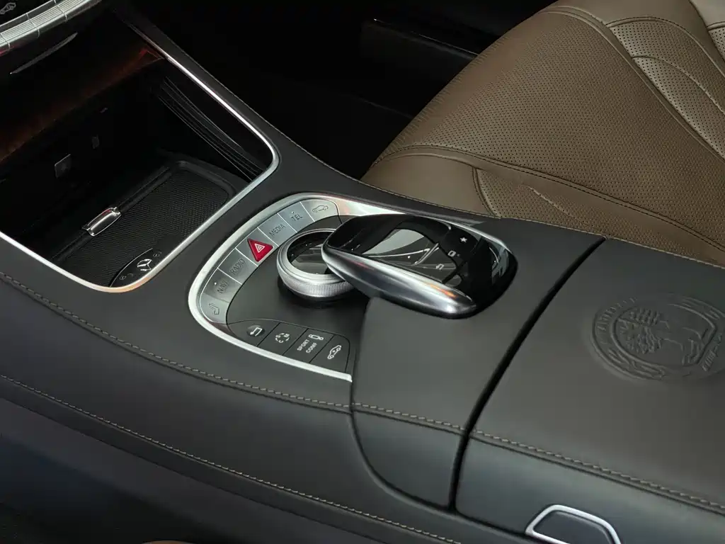 Mercedes-Benz S-Class AMG 2016 — фото 13