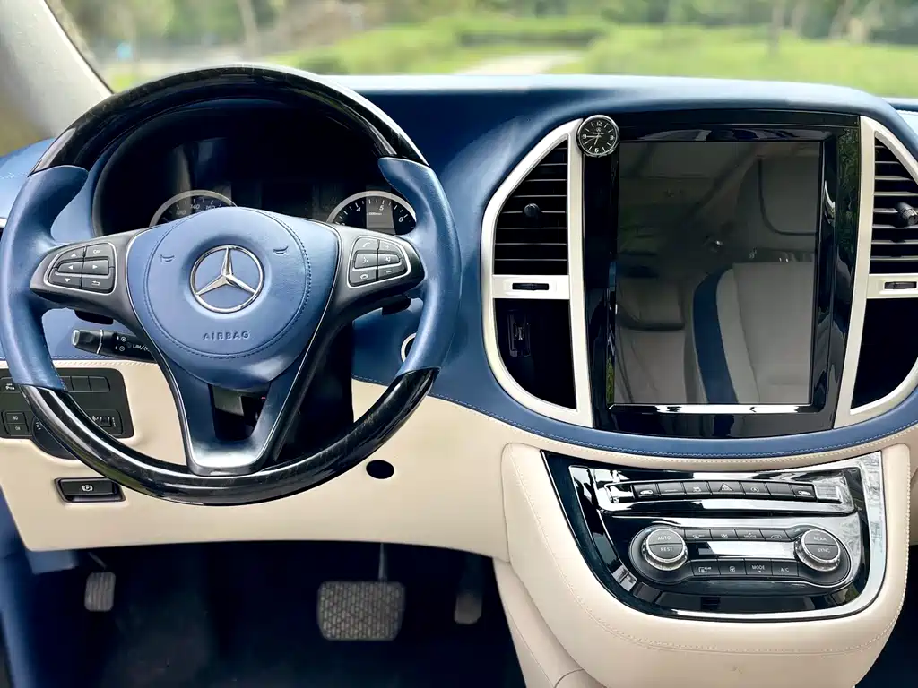 Mercedes-Benz Vito 2020 — фото 17