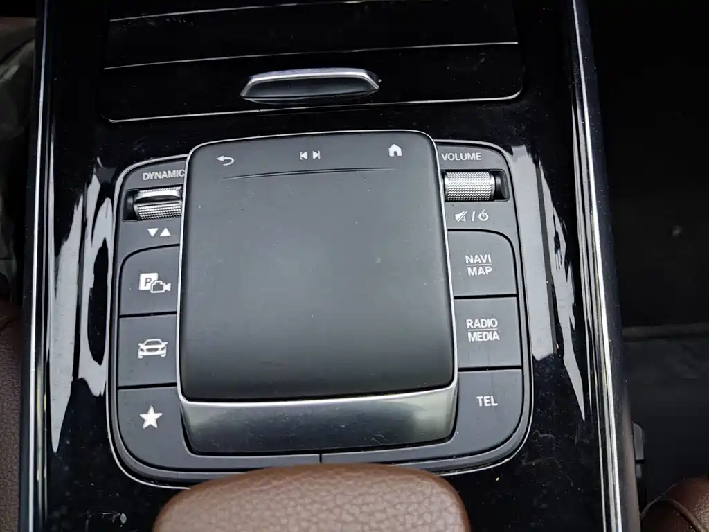 Mercedes-Benz GLB 2020 — фото 14