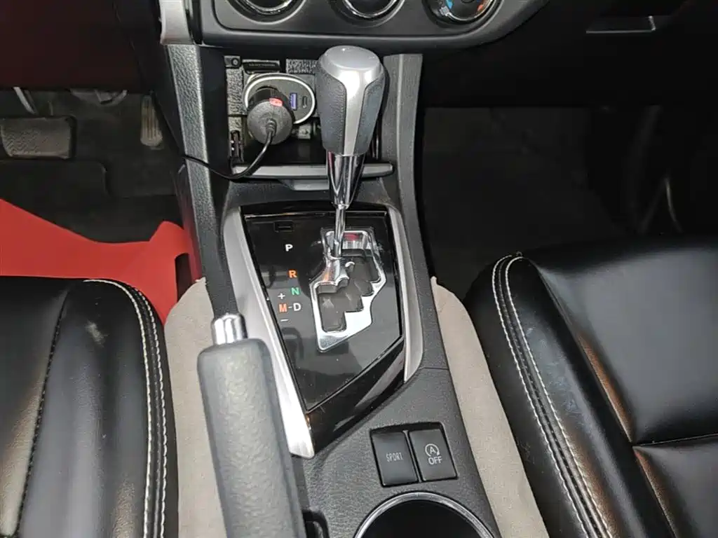 Toyota Corolla 2019 — фото 14