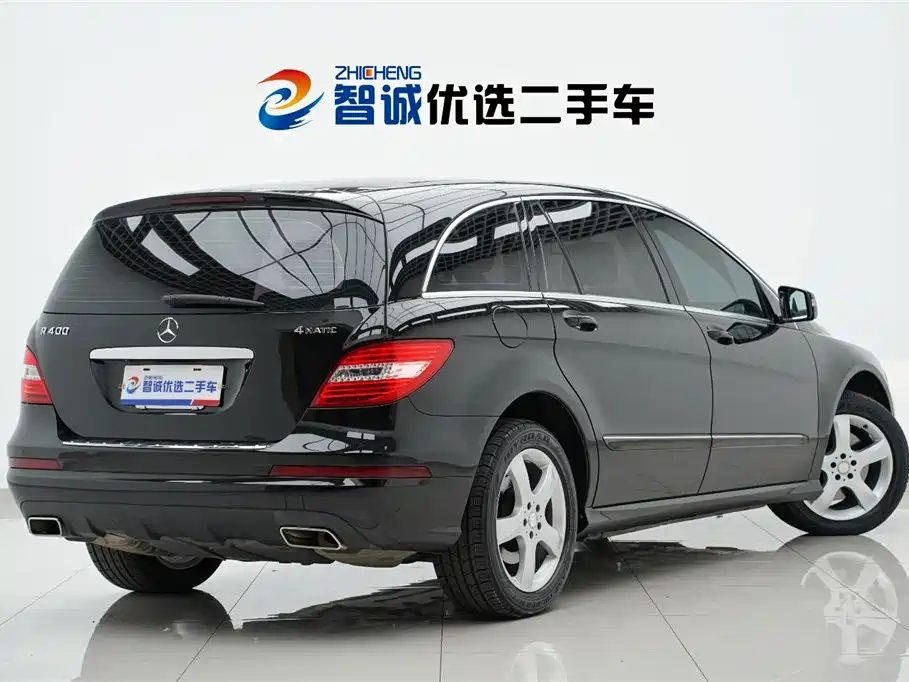 Mercedes-Benz R-Class 2015 — фото 34