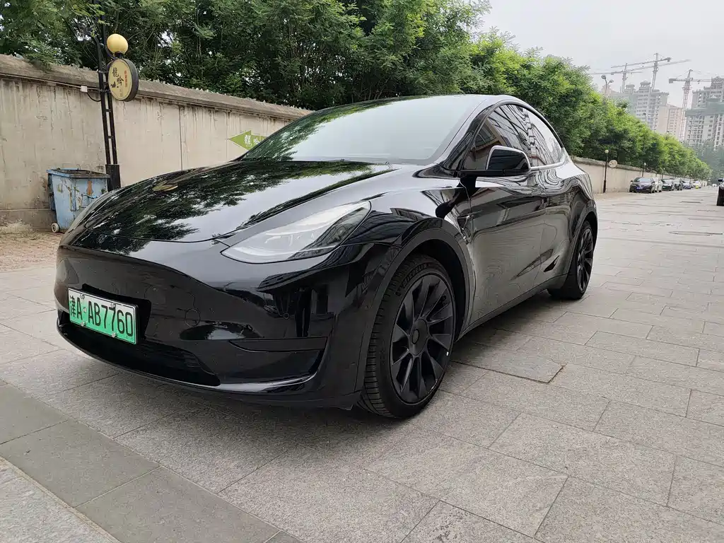 Tesla Model Y 2022 — фото 1